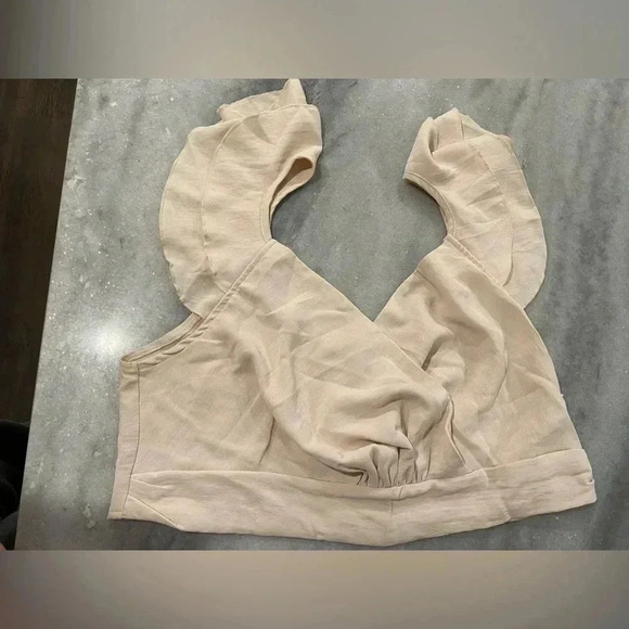 NWT Shein Vcay Curve Cream Ruffle Sleeve Wrap Front Zip Back Crop Top Size 1X - Picture 1 of 5